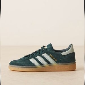 adidas Originals Handball Spezial sneakers Sz 7 Womens in dark green